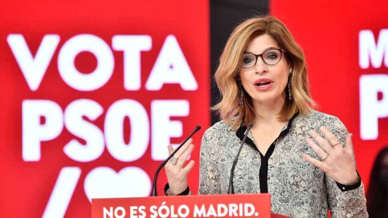 Hana Jalloul en un miting del Partido Socialista de Madrid
